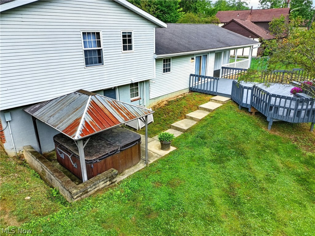 90 Meadowridge Drive Geneva OH 44041