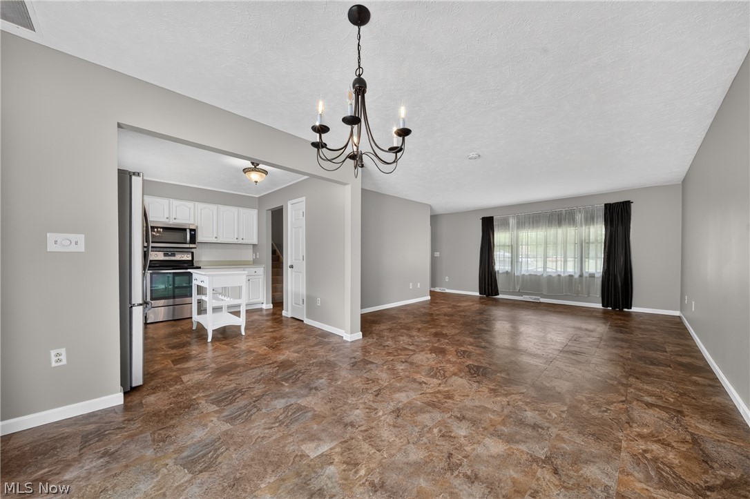 90 Meadowridge Drive Geneva OH 44041