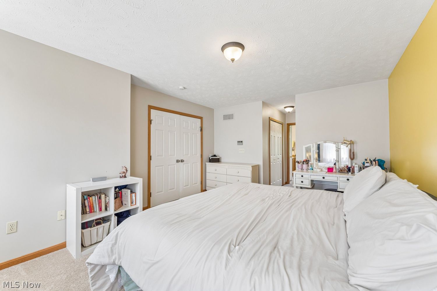 2411 Sandalwood Drive Twinsburg OH 44087