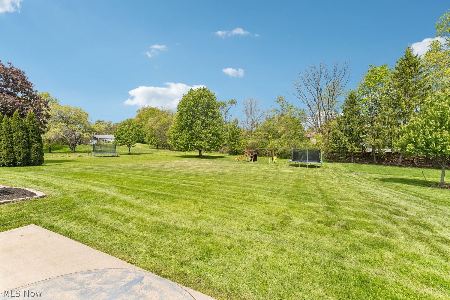 2411 Sandalwood Drive Twinsburg OH 44087