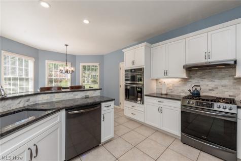 33295 Augusta Way Avon OH 44011