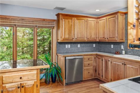 1364 Echo Glen Gates Mills OH 44040