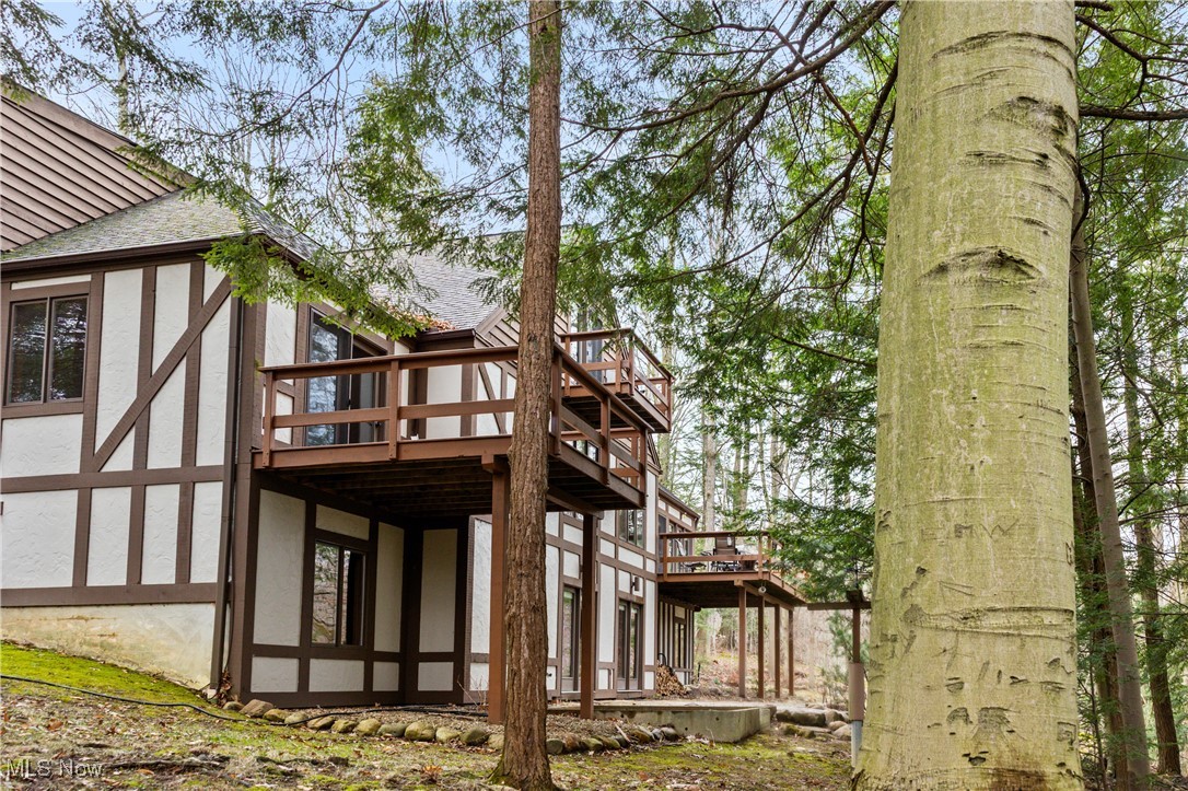 1364 Echo Glen Gates Mills OH 44040