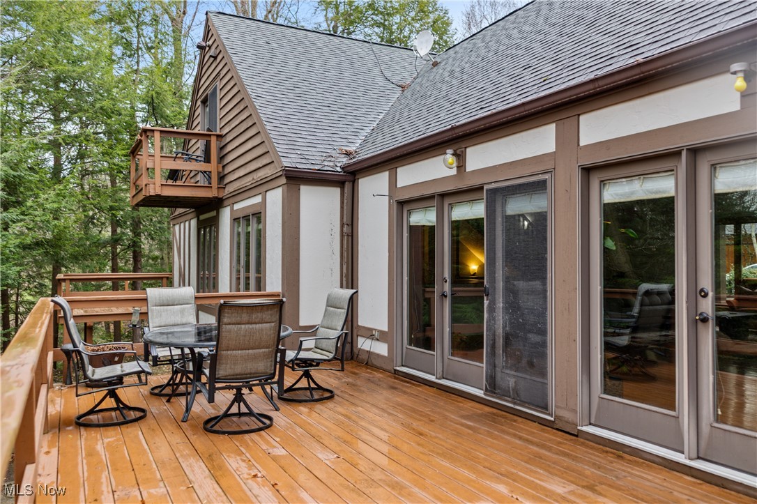 1364 Echo Glen Gates Mills OH 44040