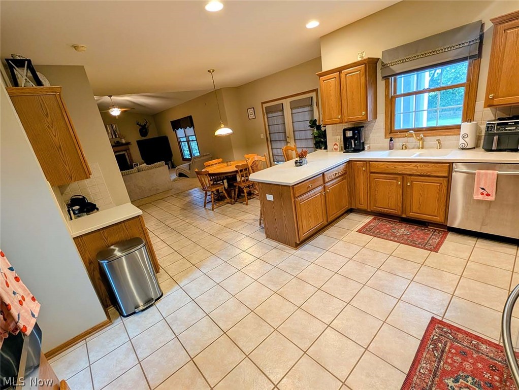 376 Foxbury Drive SW Carrollton OH 44615