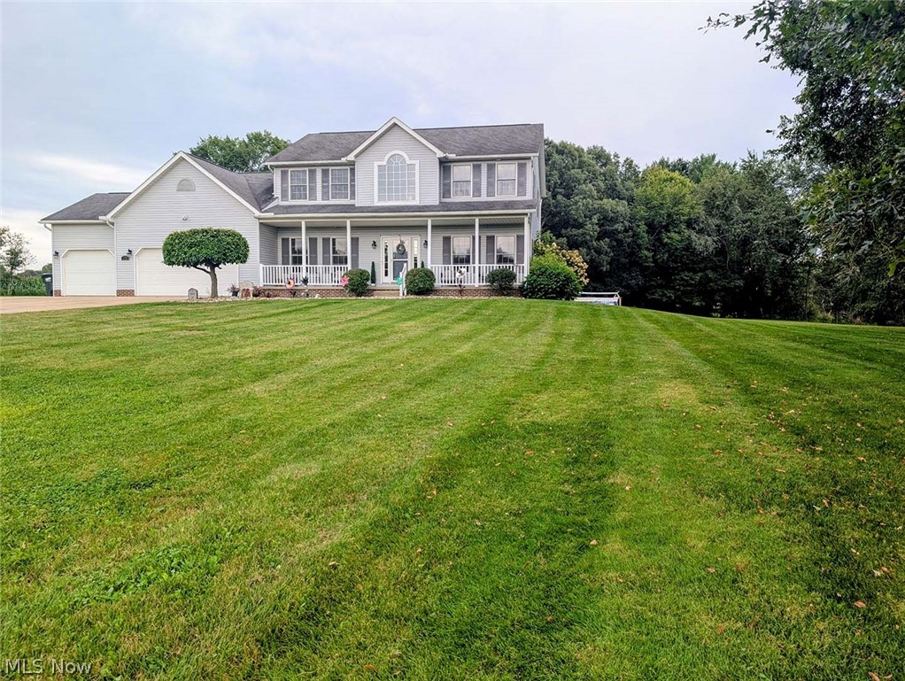376 Foxbury Drive SW Carrollton OH 44615