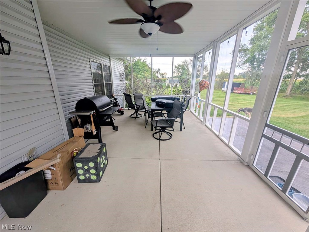 376 Foxbury Drive SW Carrollton OH 44615