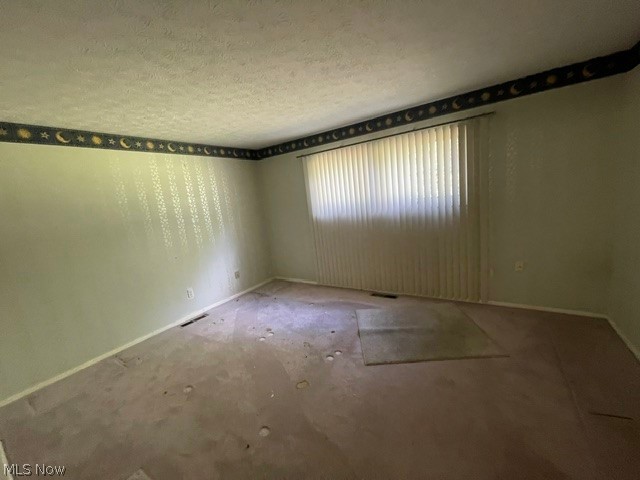 6167 Oakwood Circle North Ridgeville OH 44039