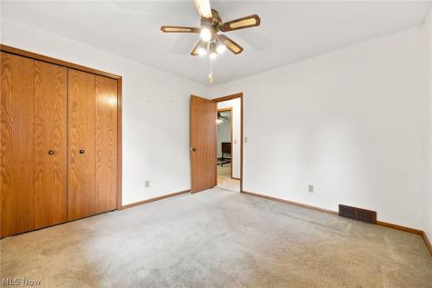 1490 Fatima Drive Parma OH 44134