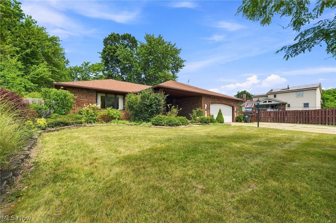 1490 Fatima Drive Parma OH 44134