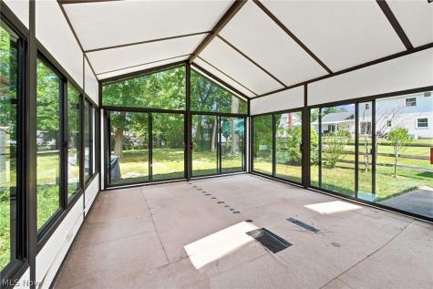 1490 Fatima Drive Parma OH 44134