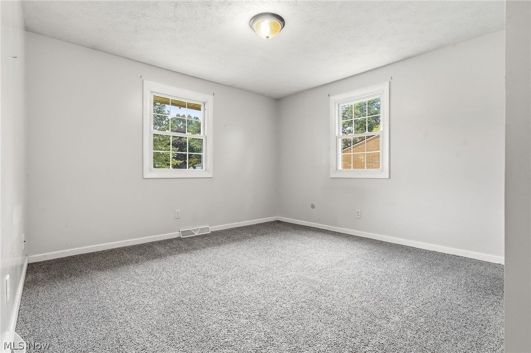 4501 Orchard Dale Drive NW Canton OH 44709