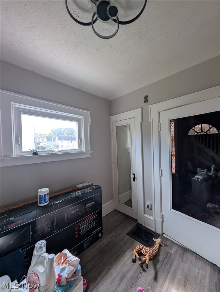 1381 E 93rd Street Cleveland OH 44106