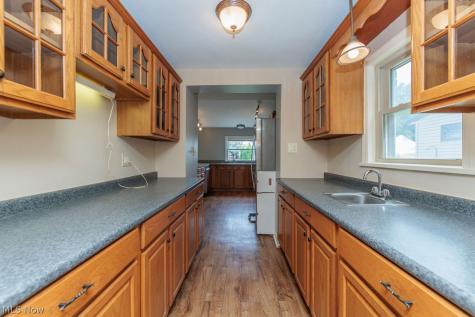 6606 Laverne Avenue Parma OH 44129