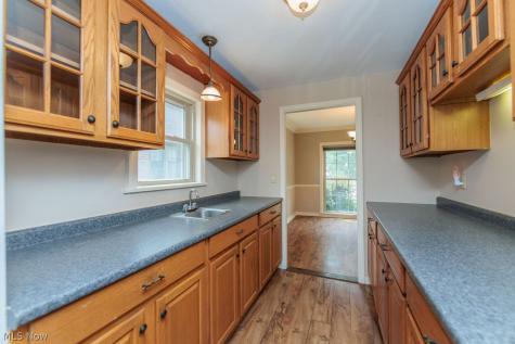 6606 Laverne Avenue Parma OH 44129