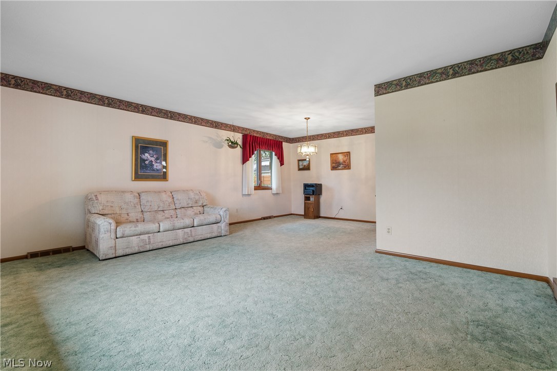 6968 Carol Drive Independence OH 44131