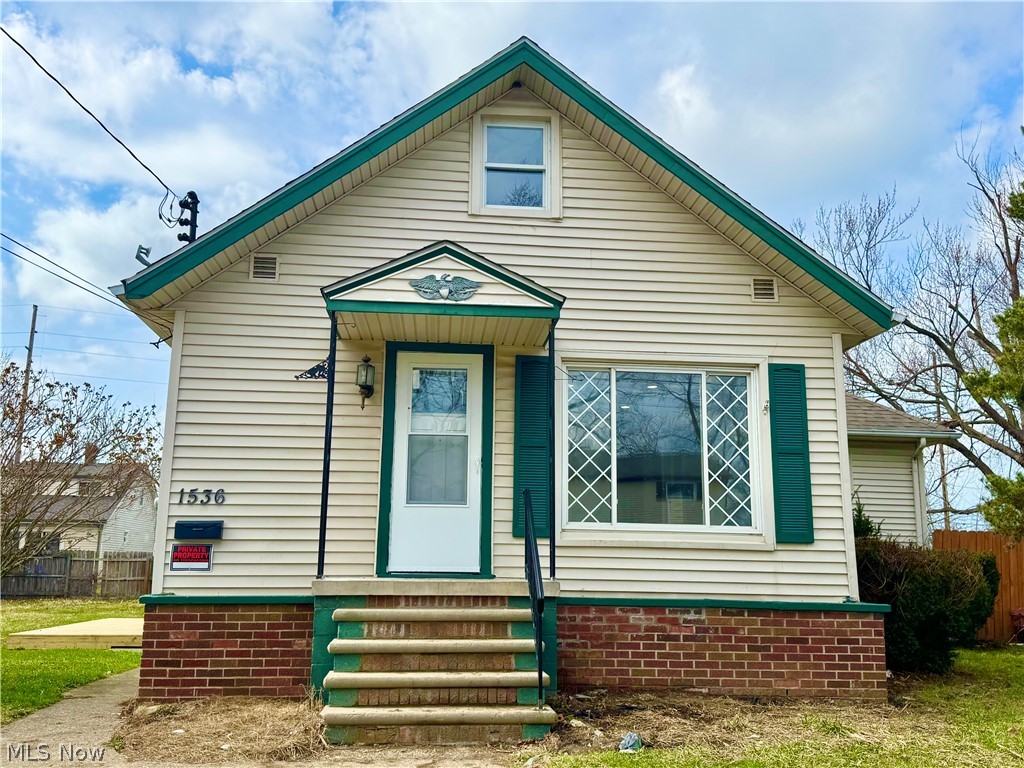 1536 Maine Avenue Lorain OH 44052