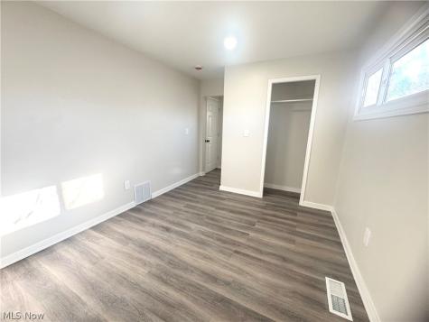 1536 Maine Avenue Lorain OH 44052