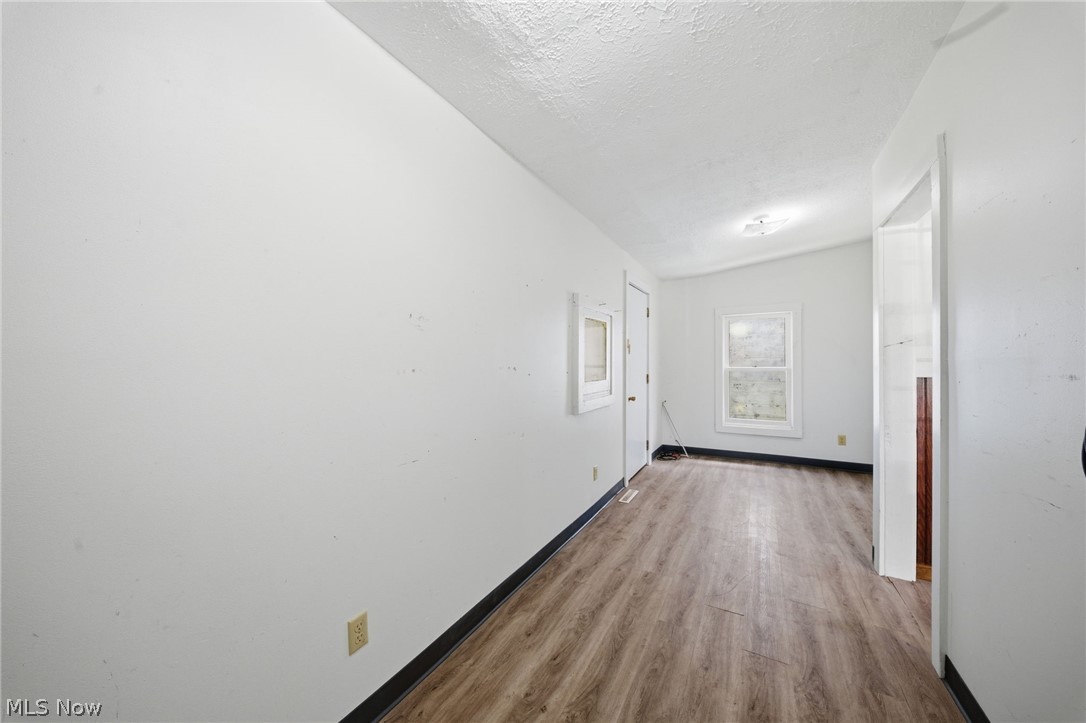 57 W Union Street Geneva OH 44041