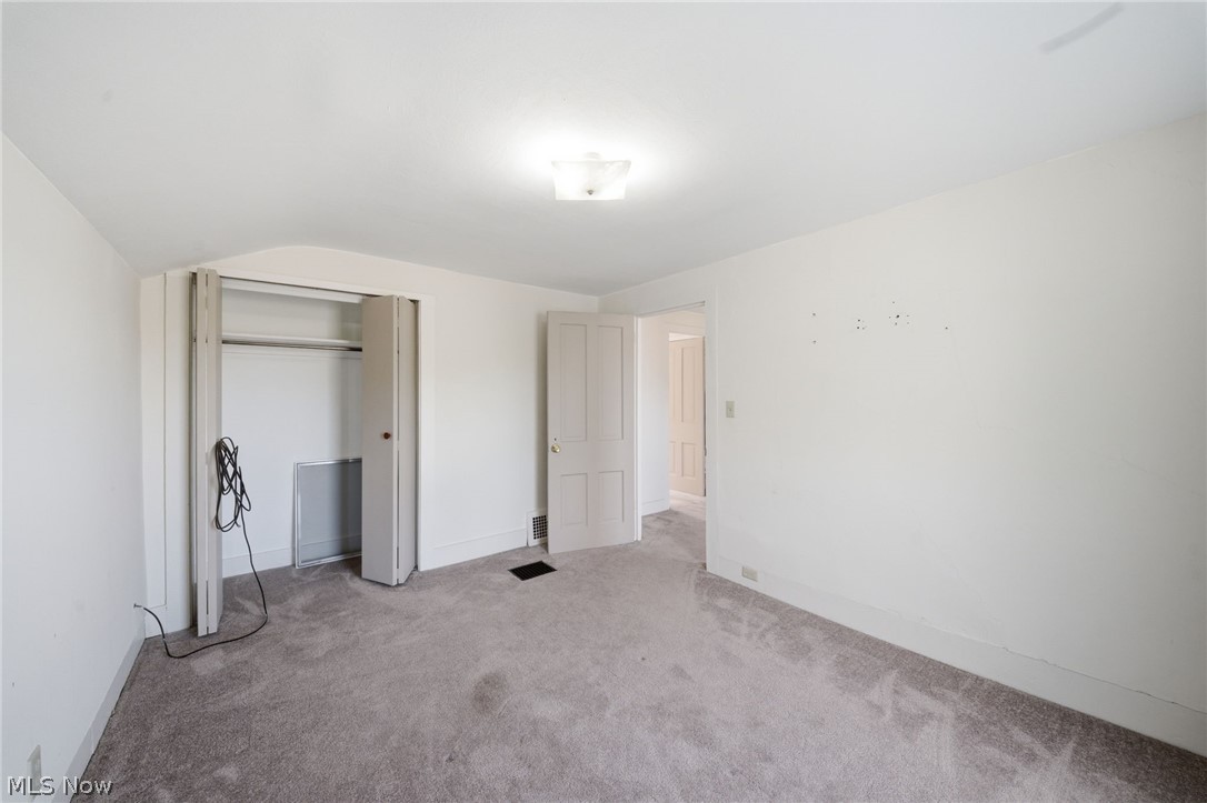 57 W Union Street Geneva OH 44041