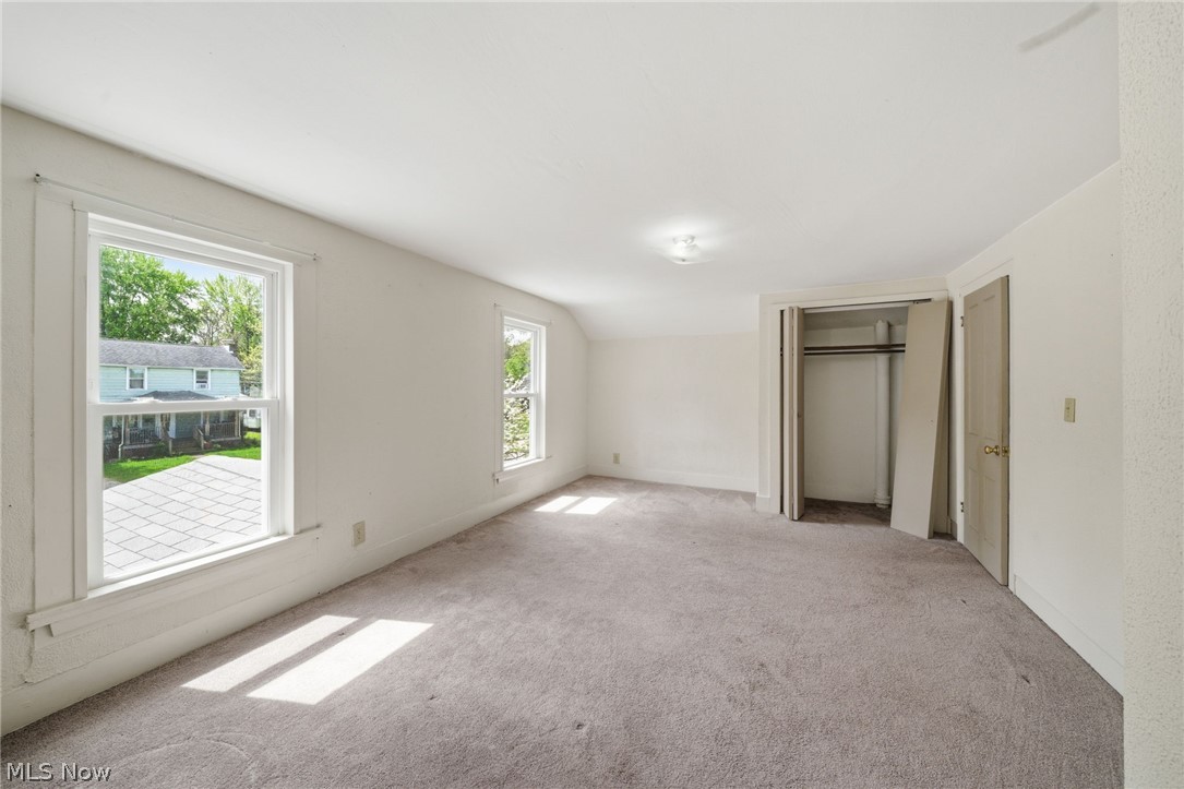 57 W Union Street Geneva OH 44041