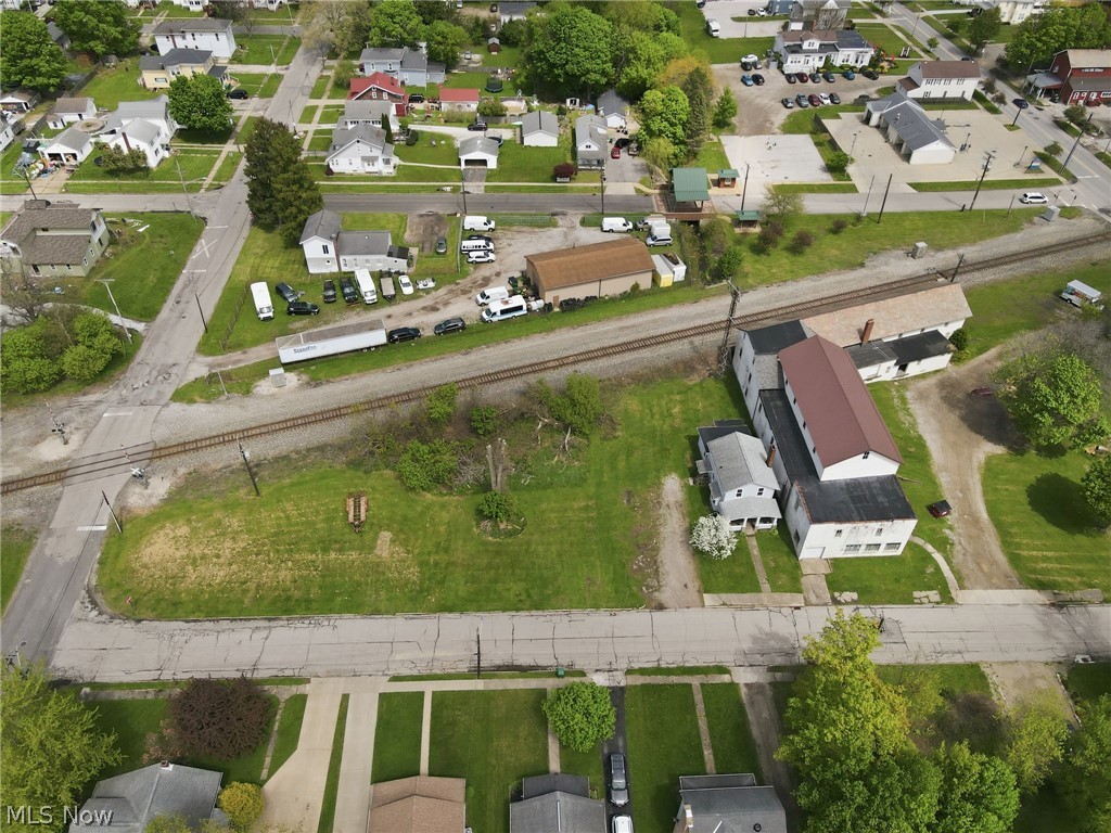 57 W Union Street Geneva OH 44041