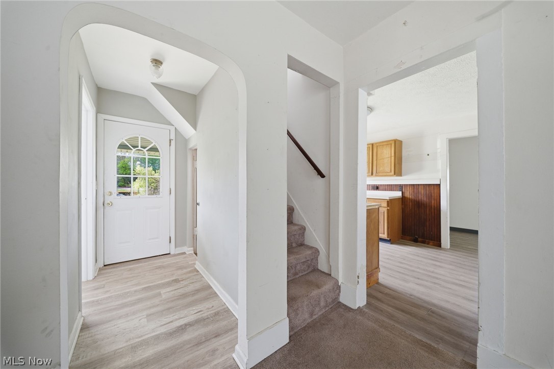 57 W Union Street Geneva OH 44041