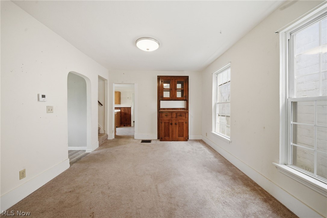 57 W Union Street Geneva OH 44041