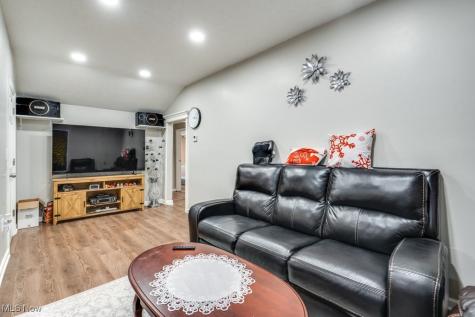 5678 Decker Road North Olmsted OH 44070