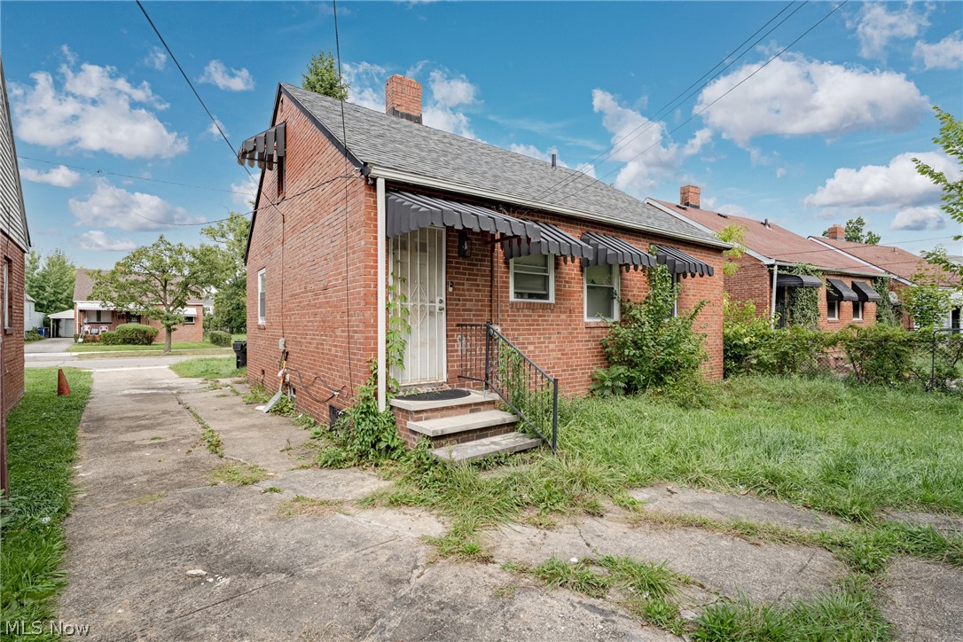 17106 Palda Drive Cleveland OH 44128