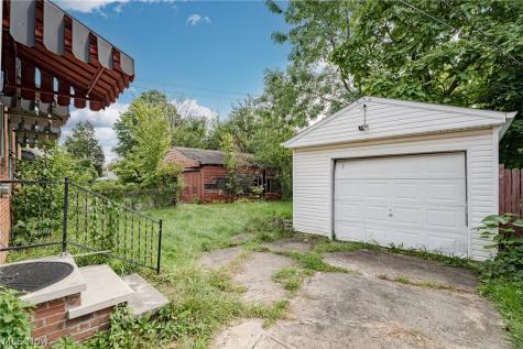 17106 Palda Drive Cleveland OH 44128