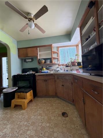 10118 Unity Avenue Cleveland OH 44111