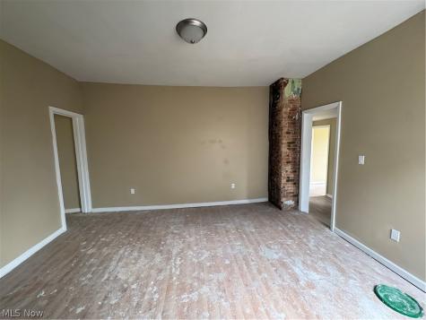 1210 Lawrence Road NE Canton OH 44705