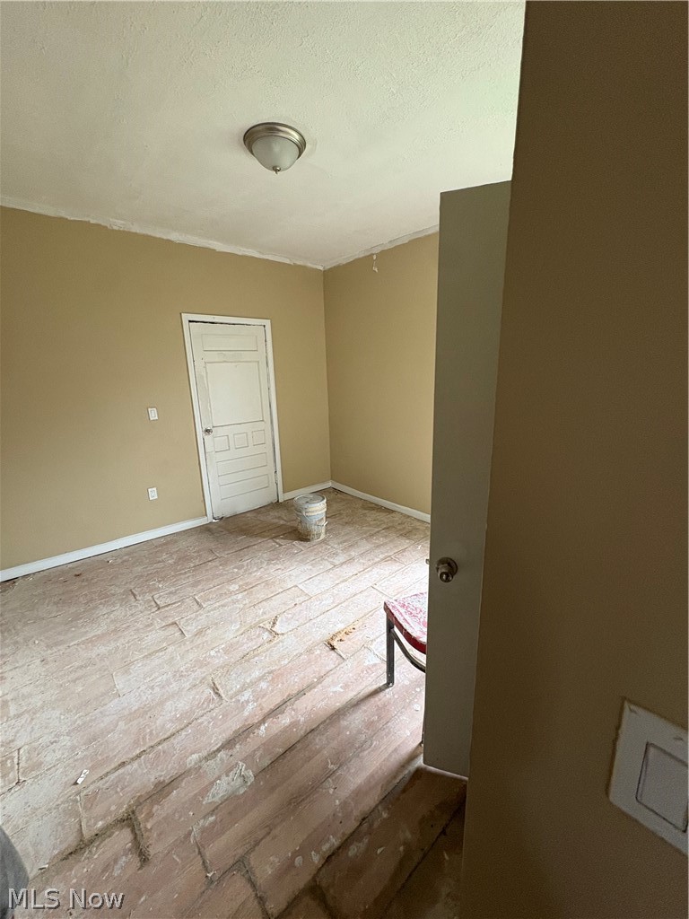 1210 Lawrence Road NE Canton OH 44705