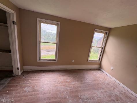 1210 Lawrence Road NE Canton OH 44705