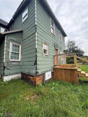 1210 Lawrence Road NE Canton OH 44705