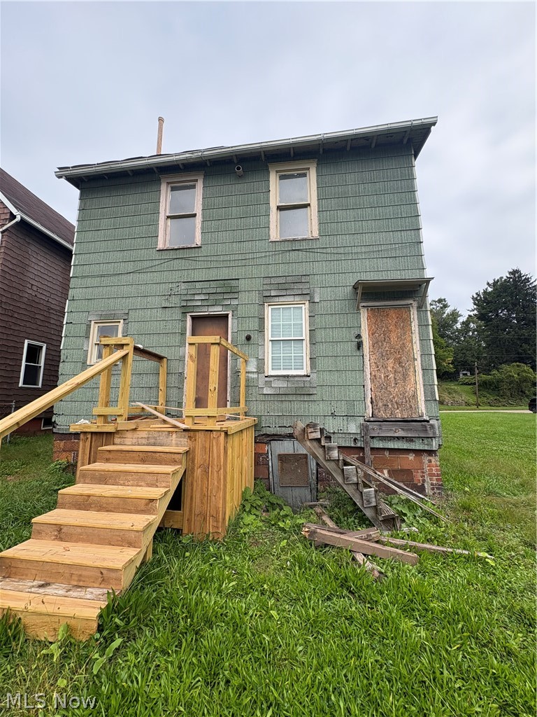 1210 Lawrence Road NE Canton OH 44705