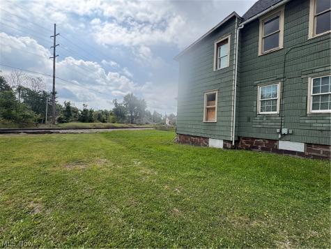 1210 Lawrence Road NE Canton OH 44705