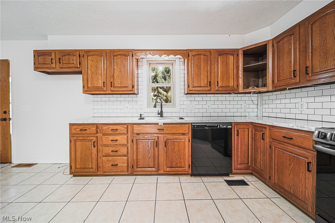 13648 Freedom Road Kimbolton OH 43749