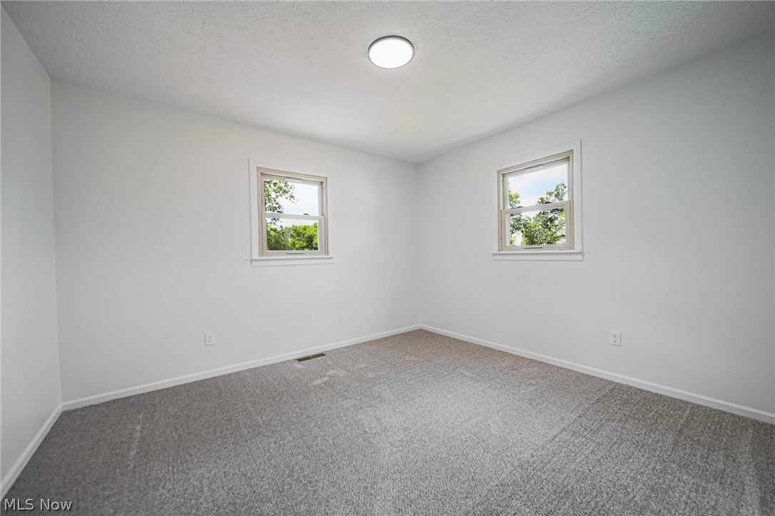 13648 Freedom Road Kimbolton OH 43749