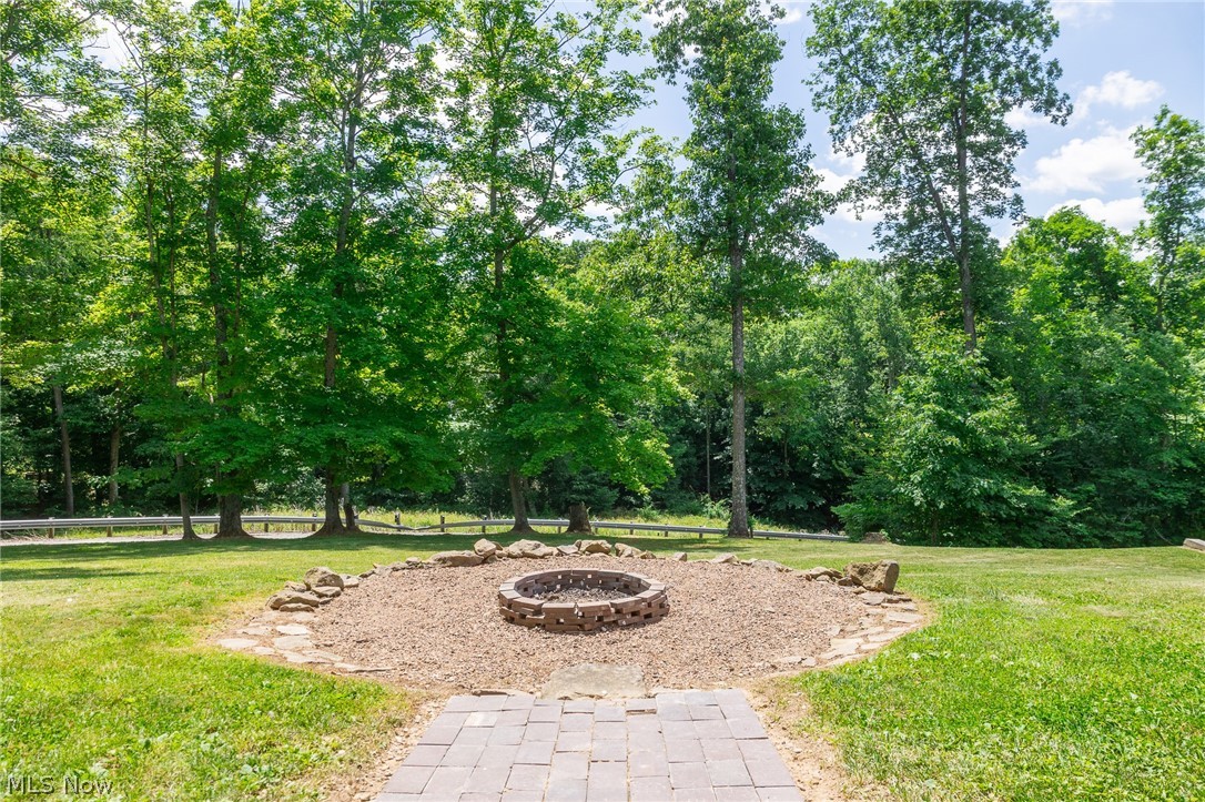 13648 Freedom Road Kimbolton OH 43749