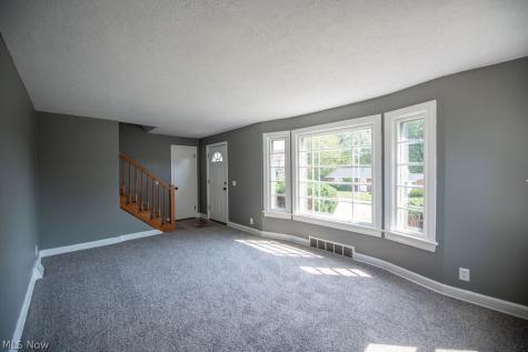 2415 Snyder Avenue NE Canton OH 44714