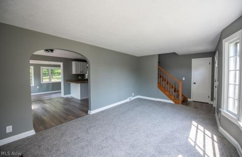2415 Snyder Avenue NE Canton OH 44714