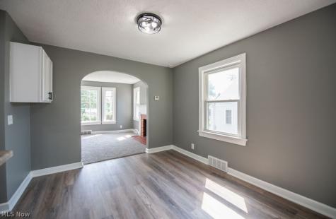 2415 Snyder Avenue NE Canton OH 44714