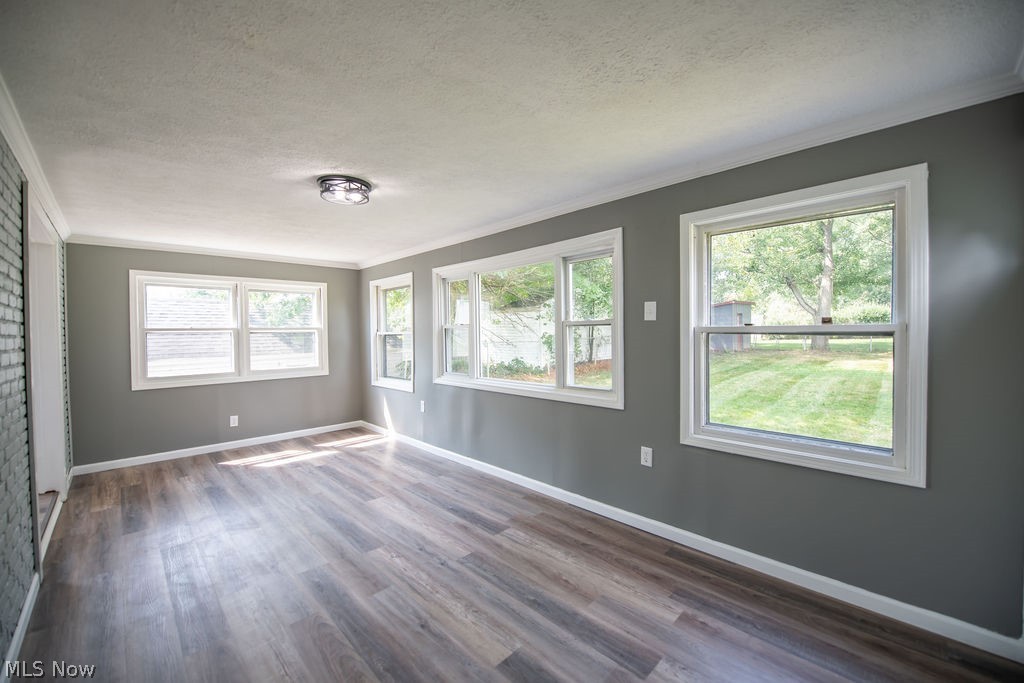 2415 Snyder Avenue NE Canton OH 44714