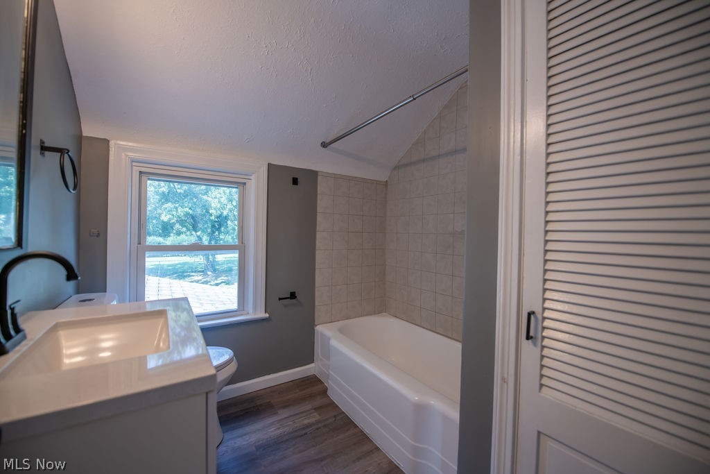 2415 Snyder Avenue NE Canton OH 44714