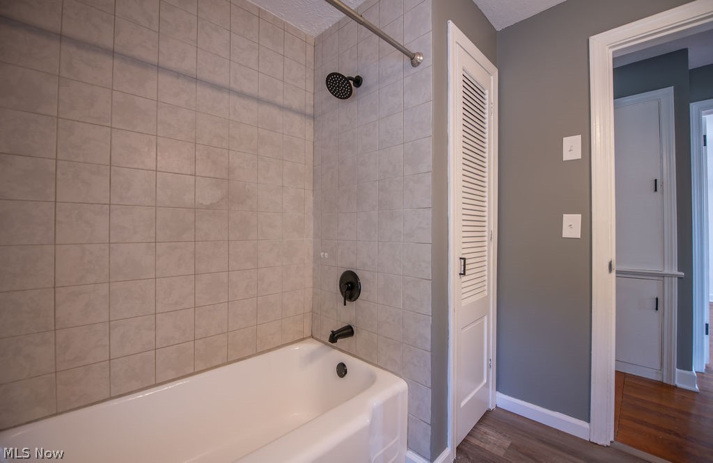 2415 Snyder Avenue NE Canton OH 44714