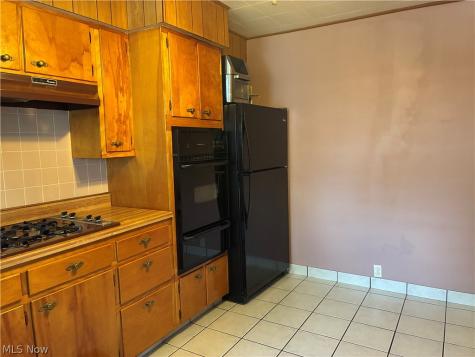 1023 South Street Niles OH 44446