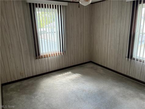 1023 South Street Niles OH 44446