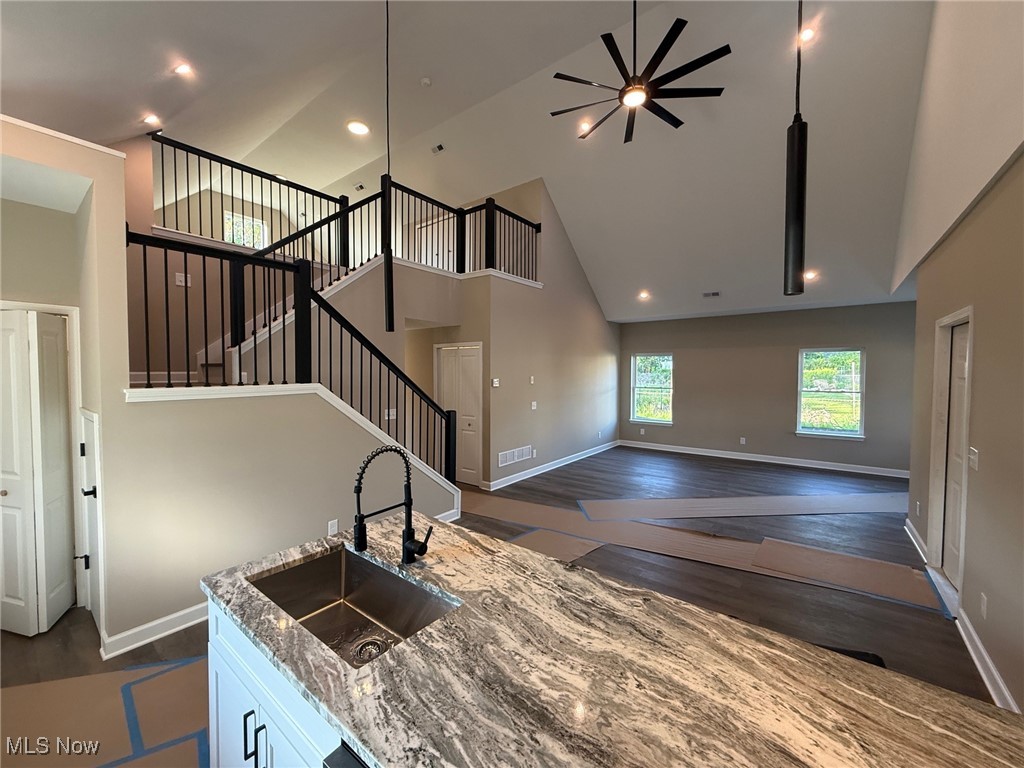17761 Shurmer Road Strongsville OH 44136